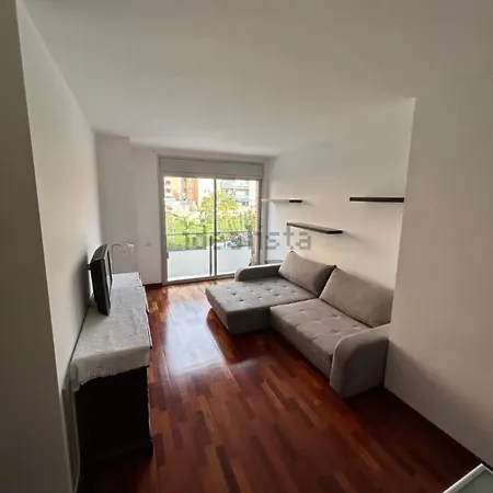 Barcelona And Pool Apartamento Montgat
