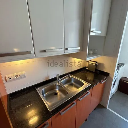 Barcelona And Pool Apartamento